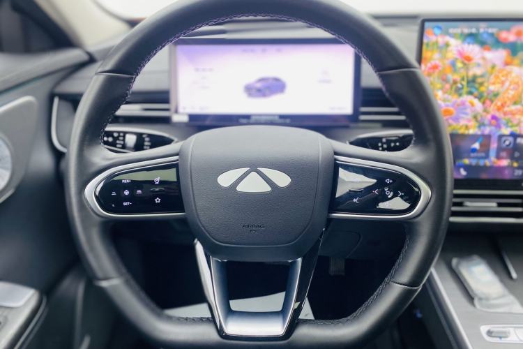 Used Chery Fengyun A8L 2025 1.5 TGDI 145 km Luxury Version Interior 9