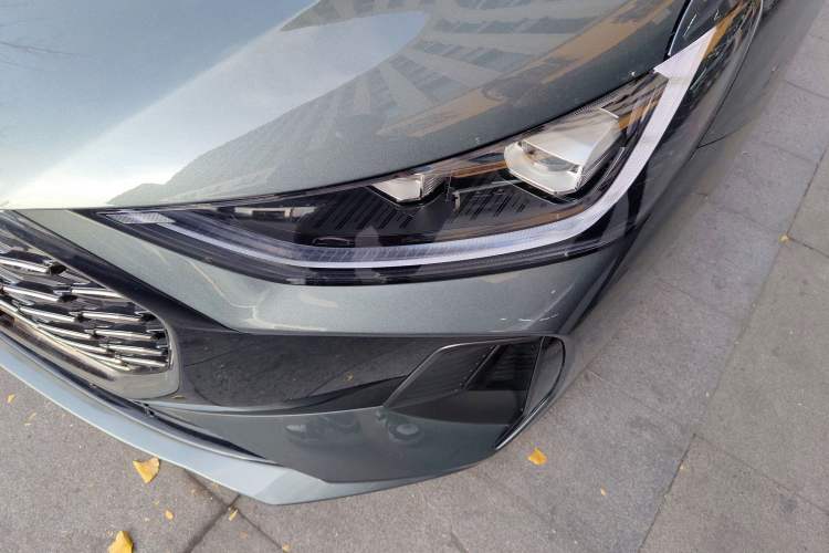 Used Chery Fengyun A8L 2025 1.5 TGDI 145 km Comfort Version Left Front Headlight