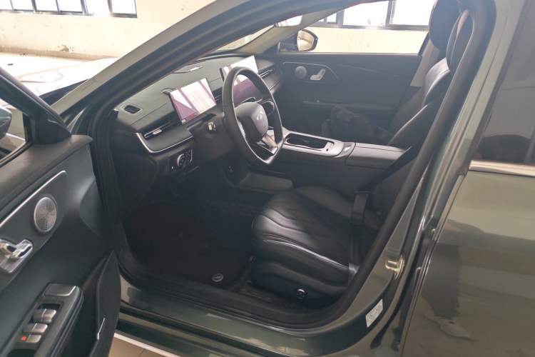 Used Chery Fengyun A8L 2025 1.5 TGDI 145 km Luxury Version Left Front Seat