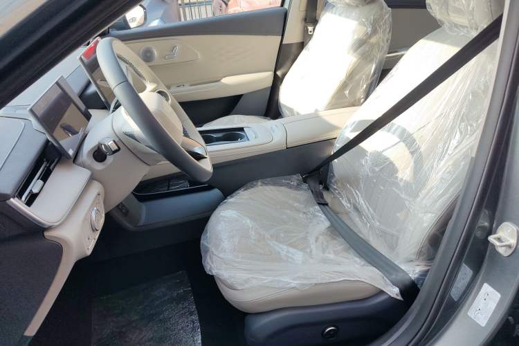 Used Chery Fengyun A8L 2025 1.5 TGDI 145 km Comfort Version Left Front Seat