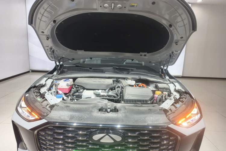 Used Chery Fengyun A8L 2025 1.5 TGDI 145 km Luxury Version Engine Bay