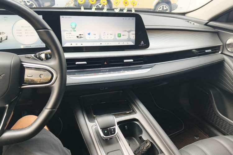 Used Chery Fengyun A8 2024 127 Long-Range Version Comfort Edition Audio And AC Panel