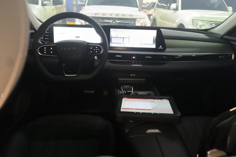 Used Chery Fengyun A8 2024 127 Chasing the Wind Edition Center Console