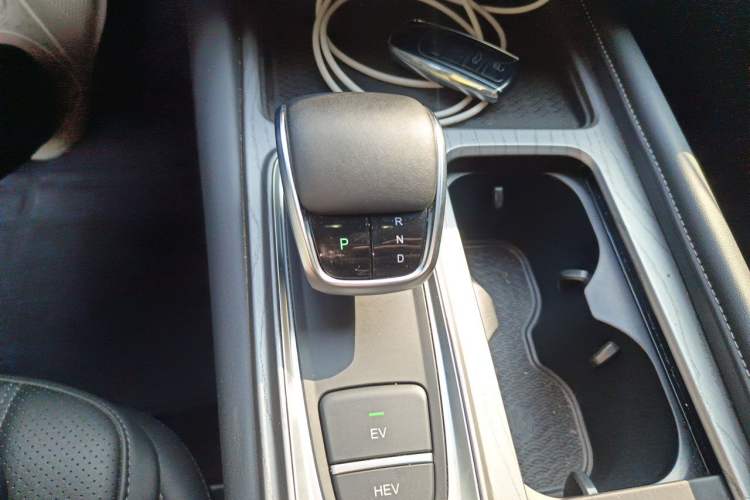 Used Chery Fengyun A8 2024 127 Chasing the Wind Edition Gear Lever