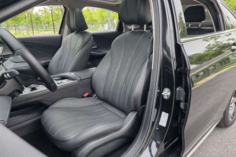 Used Chery Fengyun A8 2024 127 Chasing the Wind Edition Left Front Seat