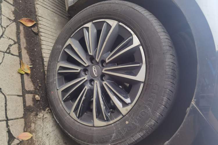 Used Chery Fengyun A8 2024 127 Yufeng Edition Right Front Wheel Hub
