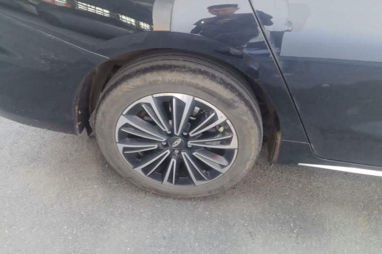 Used Chery Fengyun A8 2024 127 Chasing the Wind Edition Right Rear Wheel Hub