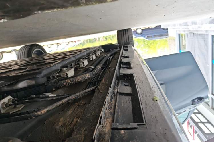 Used Chery Fengyun A8 2024 127 Far Voyage Luxury Edition Right Side Sill