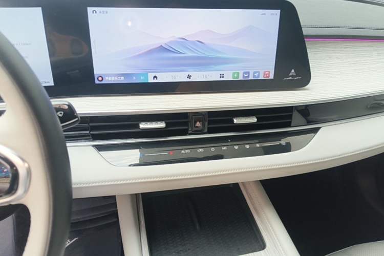 Used Chery Fengyun A8 2024 127 Far Voyage Luxury Edition Audio And AC Panel
