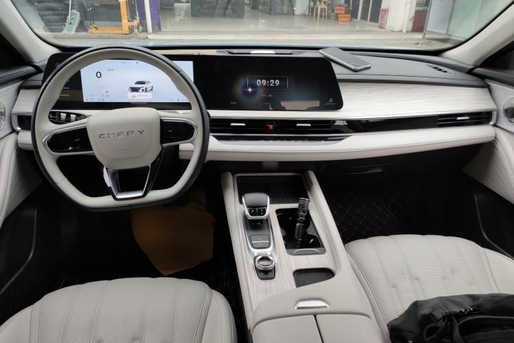 Used Chery Fengyun A8 2024 127 Far Voyage Luxury Edition Center Console