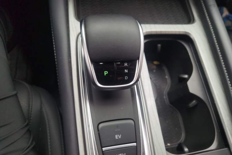 Used Chery Fengyun A8 2024 127 Yufeng Edition Gear Lever