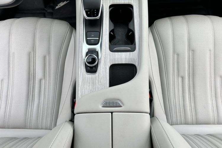 Used Chery Fengyun A8 2024 127 Far Voyage Luxury Edition Interior 9