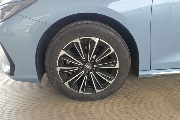 Used Chery Fengyun A8 2024 127 Yufeng Edition Left Front Wheel Hub