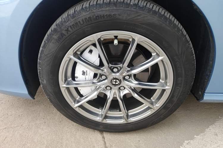 Used Chery Fengyun A8 2024 127 Chasing the Wind Edition Left Front Wheel Hub