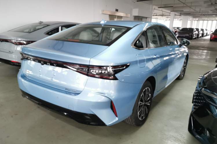Used Chery Fengyun A8 2024 127 Chasing the Wind Edition Rear Right 45 Deg