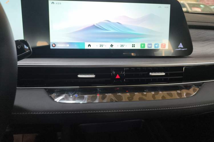 Used Chery Fengyun A8 2024 127 Yufeng Edition Audio And AC Panel