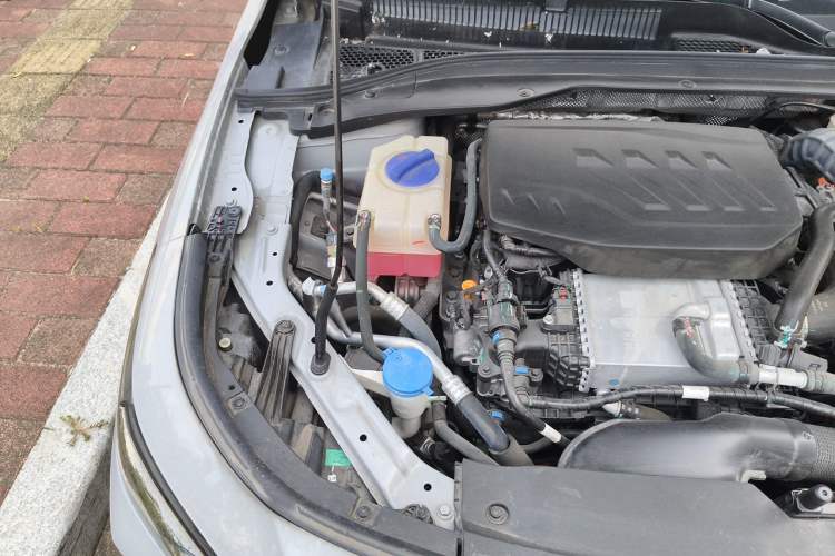 Used Chery Fengyun A8 2024 127 Yufeng Edition Engine Bay Right