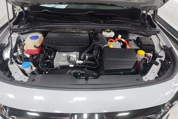 Used Chery Fengyun A8 2024 127 Long-Range Version Comfort Edition Engine Bay
