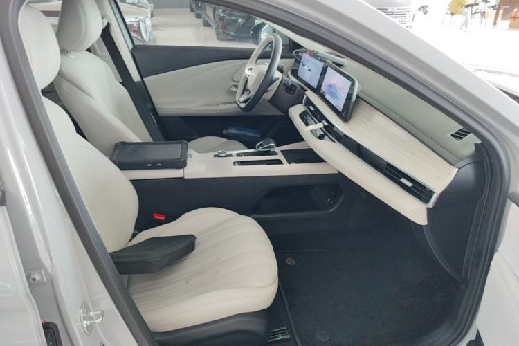 Used Chery Fengyun A8 2024 127 Long-Range Version Comfort Edition Right Front Seat