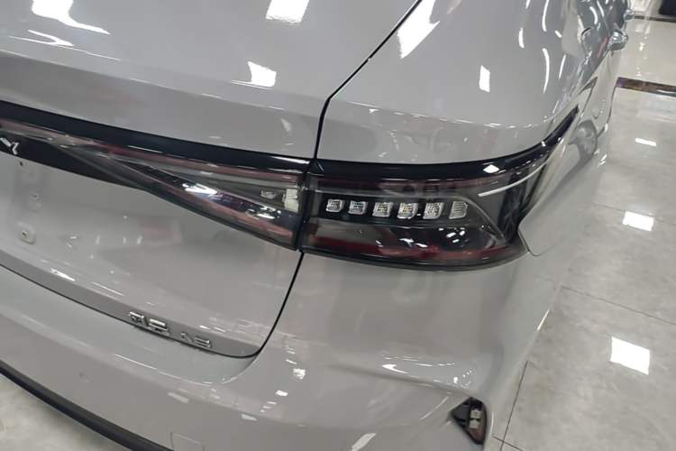 Used Chery Fengyun A8 2024 127 Long-Range Version Comfort Edition Right Rear Taillight