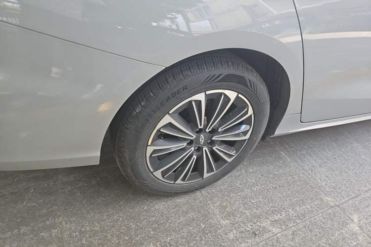 Used Chery Fengyun A8 2024 127 Yufeng Edition Right Rear Wheel Hub