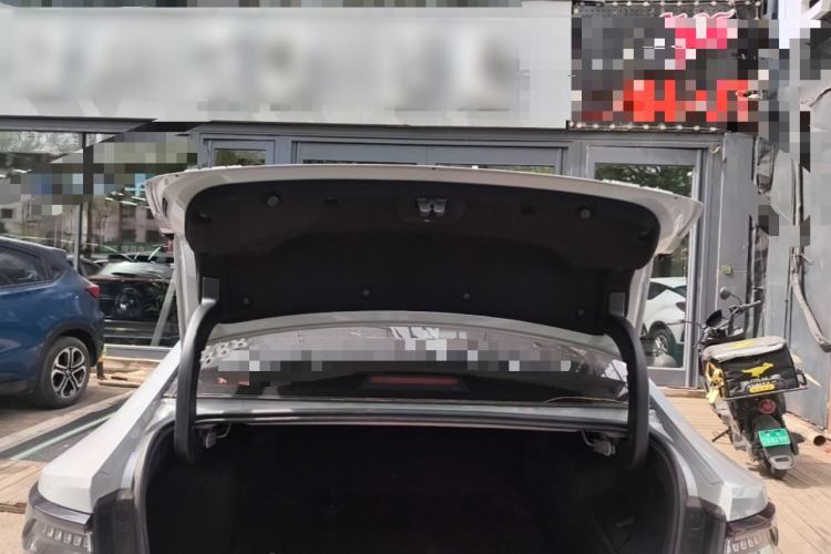 Used Chery Fengyun A8 2024 127 ZHU FENG Version Trunk