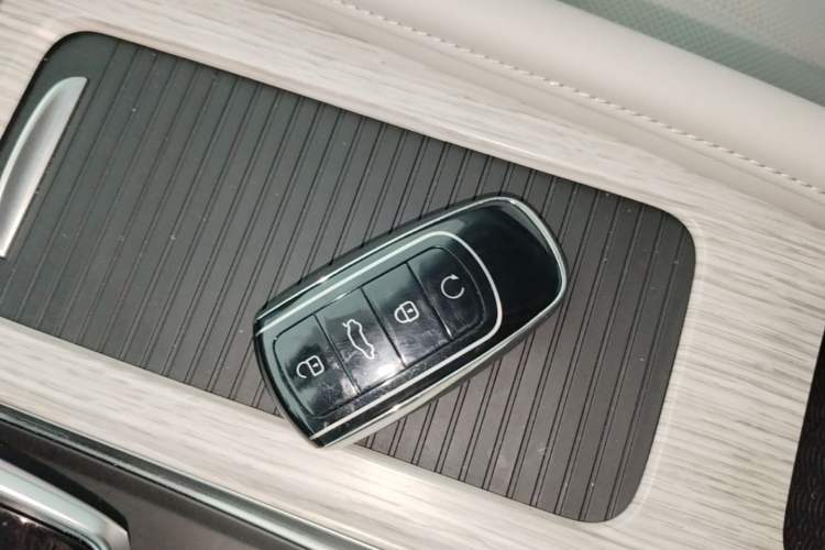 Used Chery Fengyun A8 2024 127 Long-Range Version Comfort Edition Vehicle Key