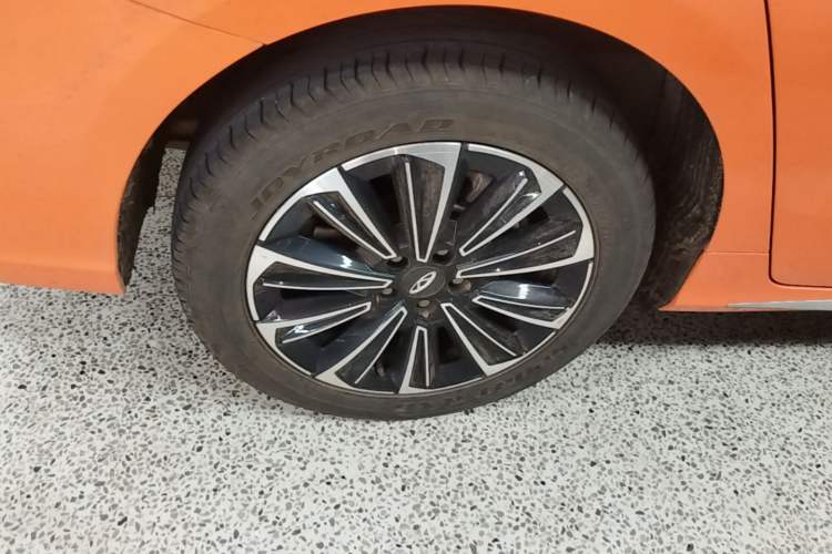 Used Chery Fengyun A8 2024 127 ZHU FENG Version Right Rear Wheel Hub