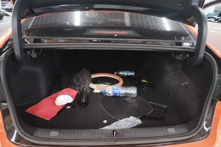 Used Chery Fengyun A8 2024 127 ZHU FENG Version Trunk