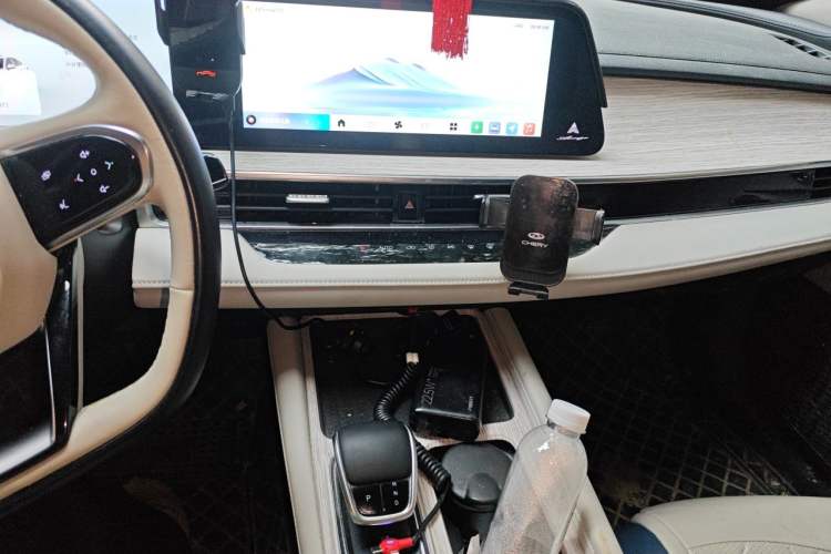 Used Chery Fengyun A8 2024 127 Long-Range Version Comfort Edition Audio And AC Panel