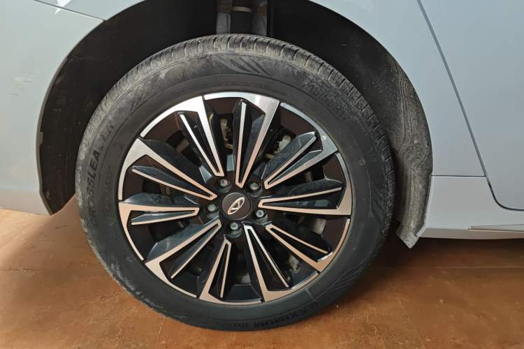 Used Chery Fengyun A8 2024 127 ZHU FENG Version Exterior 5