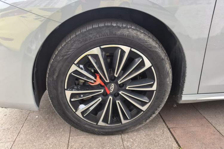 Used Chery Fengyun A8 2024 127 Far Voyage Luxury Edition Left Front Wheel Hub