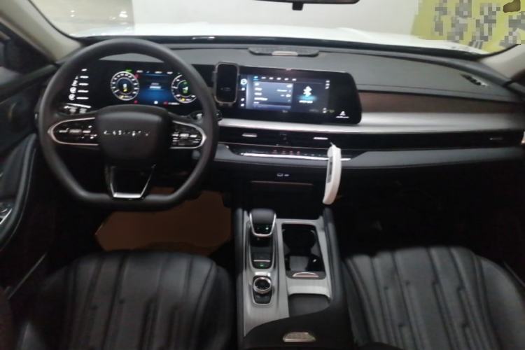 Used Chery Fengyun A8 2024 127 Long-Distance Edition Standard Version Center Console