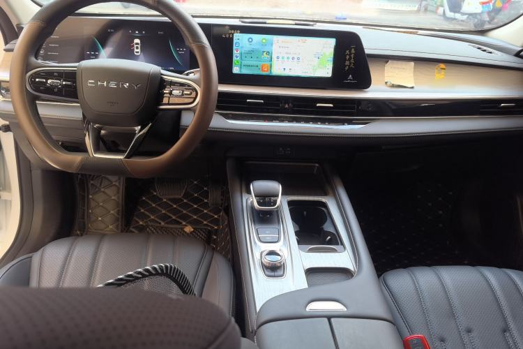 Used Chery Fengyun A8 2024 127 Long-Distance Edition Standard Version Center Console