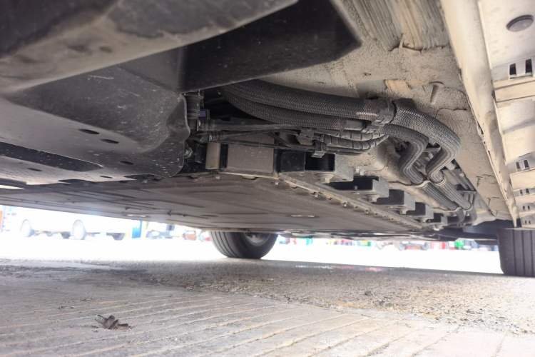 Used Chery Fengyun A8 2024 127 Long-Distance Edition Standard Version Chassis Rear Right