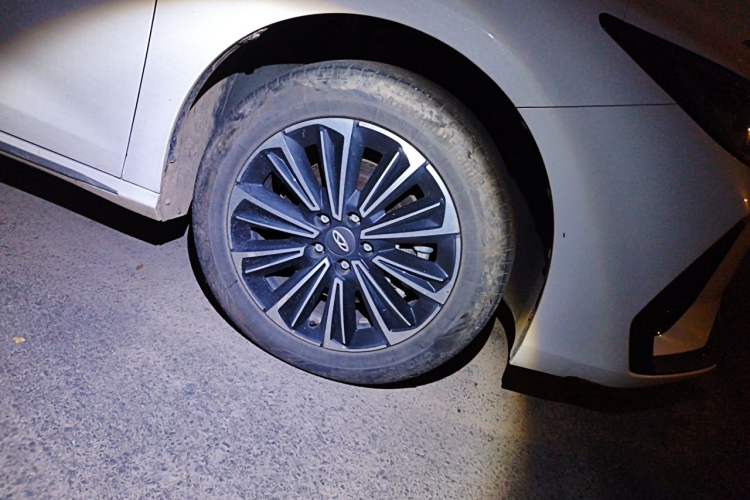 Used Chery Fengyun A8 2024 127 ZHU FENG Version Exterior 1
