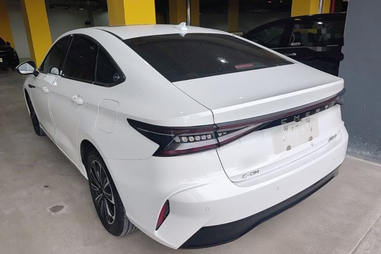 Used Chery Fengyun A8 2024 127 Long-Range Version Comfort Edition Exterior 2