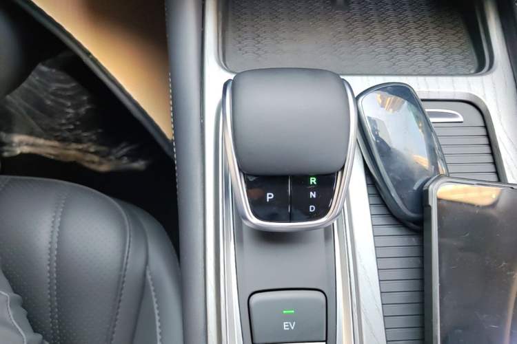 Used Chery Fengyun A8 2024 127 Chasing the Wind Edition Gear Lever