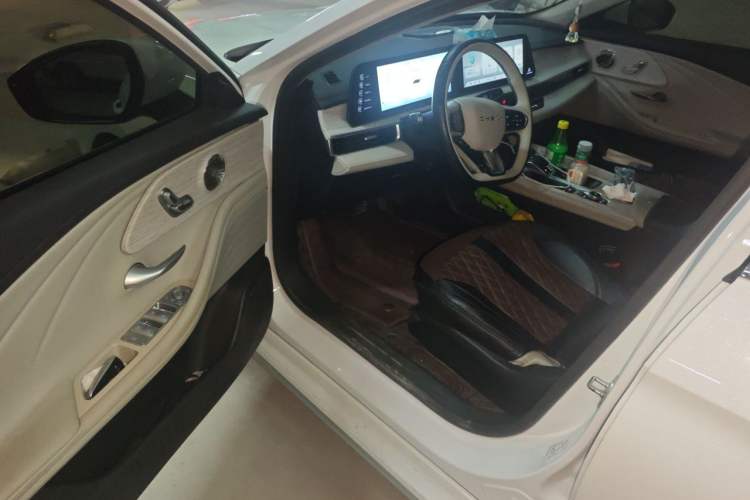Used Chery Fengyun A8 2024 127 Far Voyage Luxury Edition Interior 3