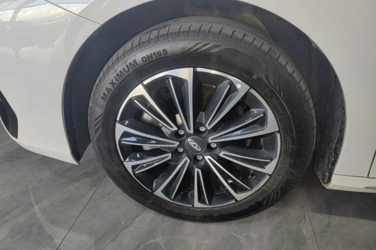 Used Chery Fengyun A8 2024 127 Yufeng Edition Left Front Wheel Hub