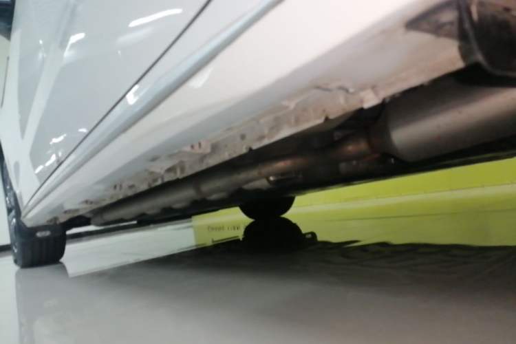 Used Chery Fengyun A8 2024 127 Long-Distance Edition Standard Version Left Side Sill