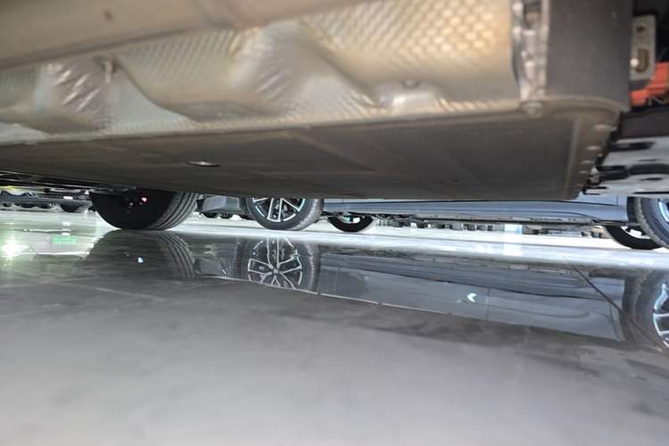 Used Chery Fengyun A8 2024 127 Far Voyage Luxury Edition Left Side Sill