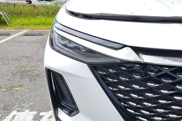 Used Chery Fengyun A8 2024 127 Yufeng Edition Right Front Headlight