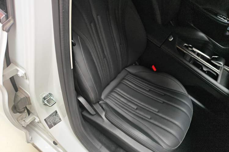Used Chery Fengyun A8 2024 127 Long-Distance Edition Standard Version Right Front Seat