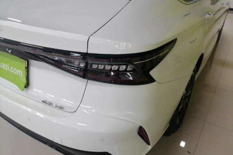 Used Chery Fengyun A8 2024 127 Long-Distance Edition Standard Version Right Rear Taillight