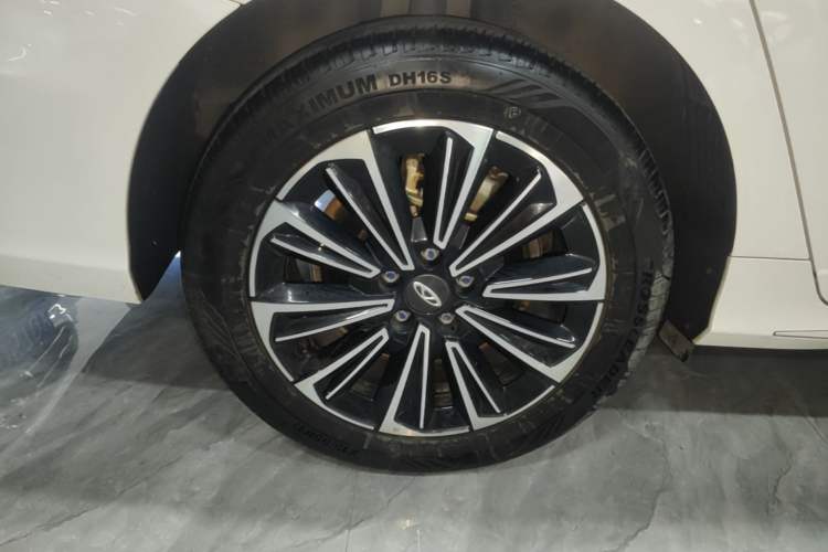 Used Chery Fengyun A8 2024 127 Yufeng Edition Right Rear Wheel Hub