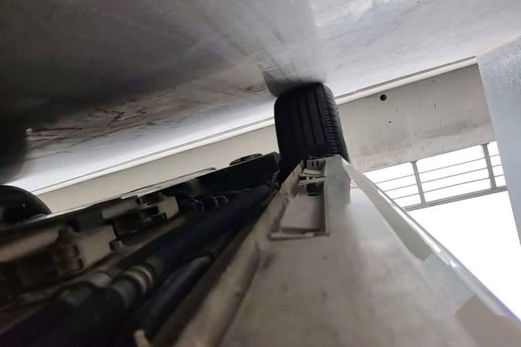 Used Chery Fengyun A8 2024 127 Long-Range Version Comfort Edition Right Side Sill