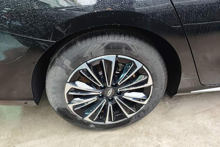 Used Chery Fengyun A8 2025 145 Standard Edition Exterior 5