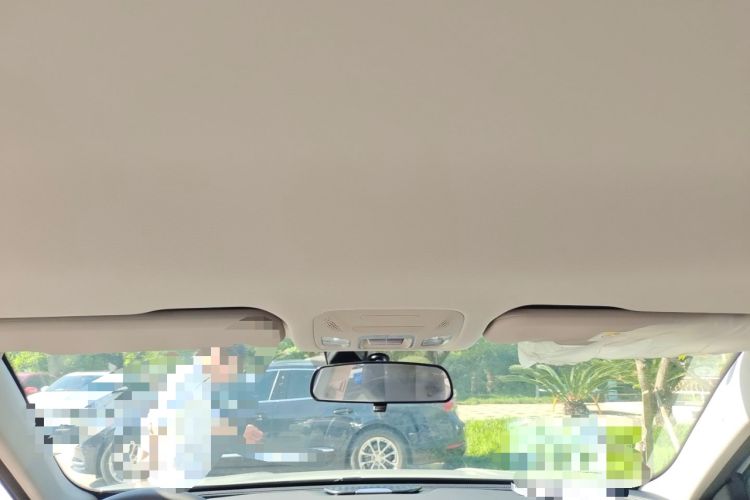 Used Chery Fengyun A8 2025 Model 70km Standard Version Headliner