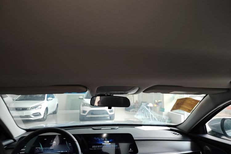 Used Chery Fengyun A8 2025 Model 70km Standard Version Headliner